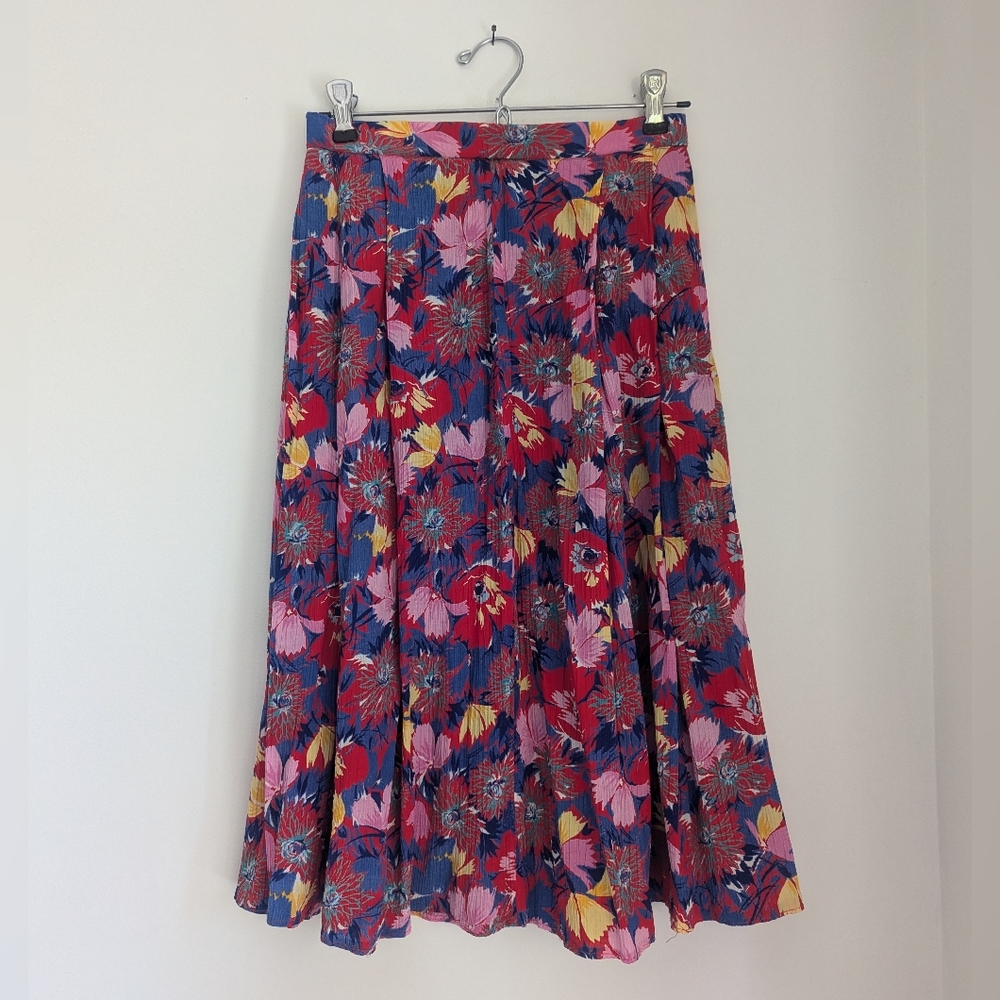 Vintage floral red skirt, xs